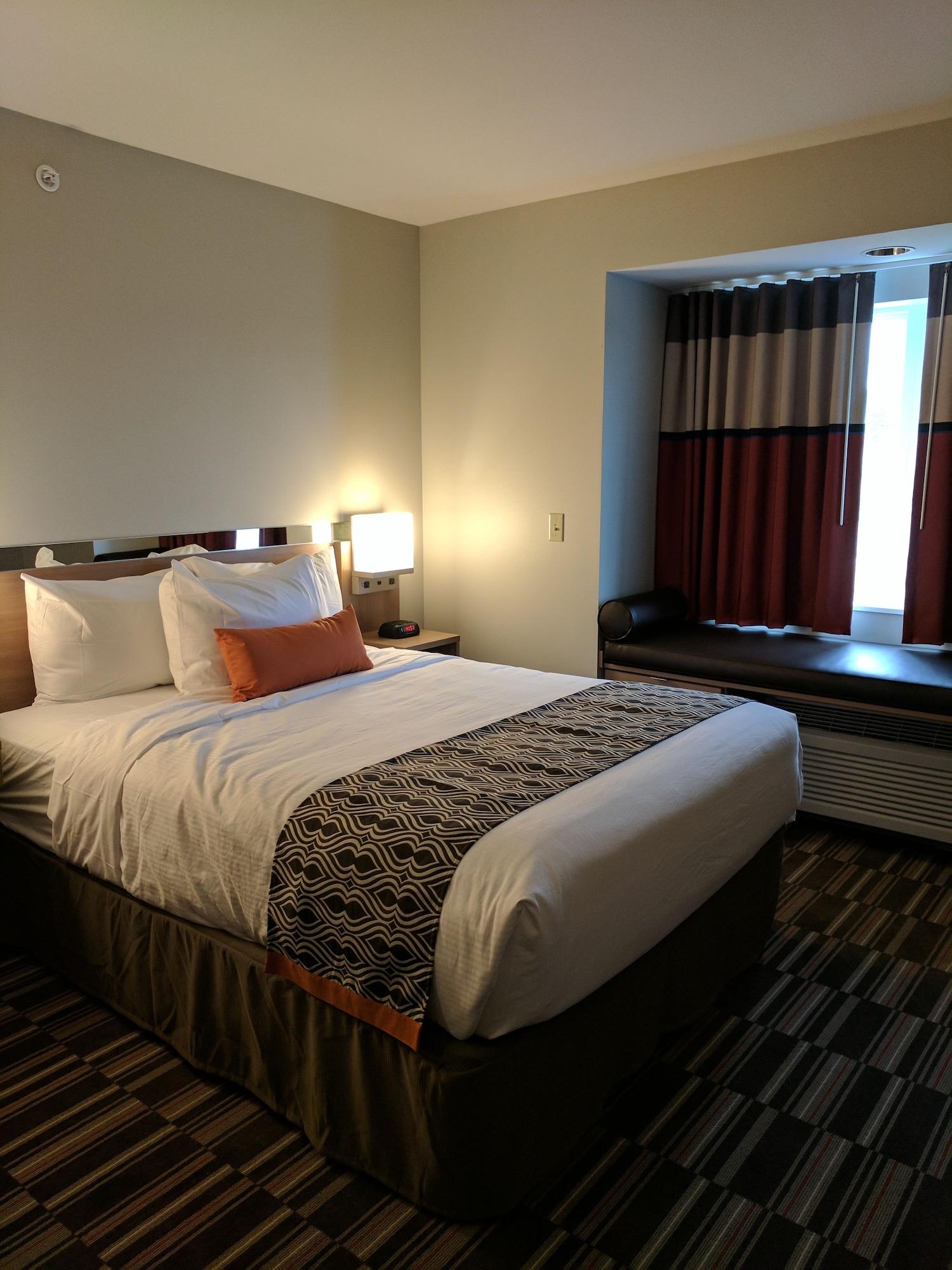 Microtel Inn & Suites By Wyndham Clarion Exteriér fotografie