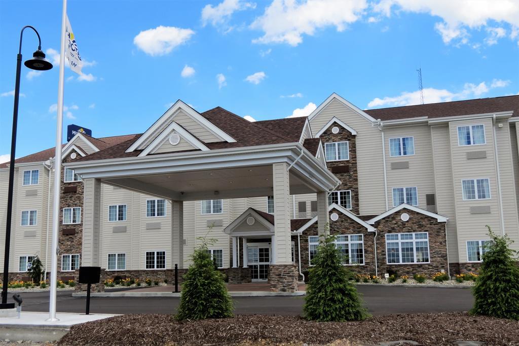 Microtel Inn & Suites By Wyndham Clarion Exteriér fotografie
