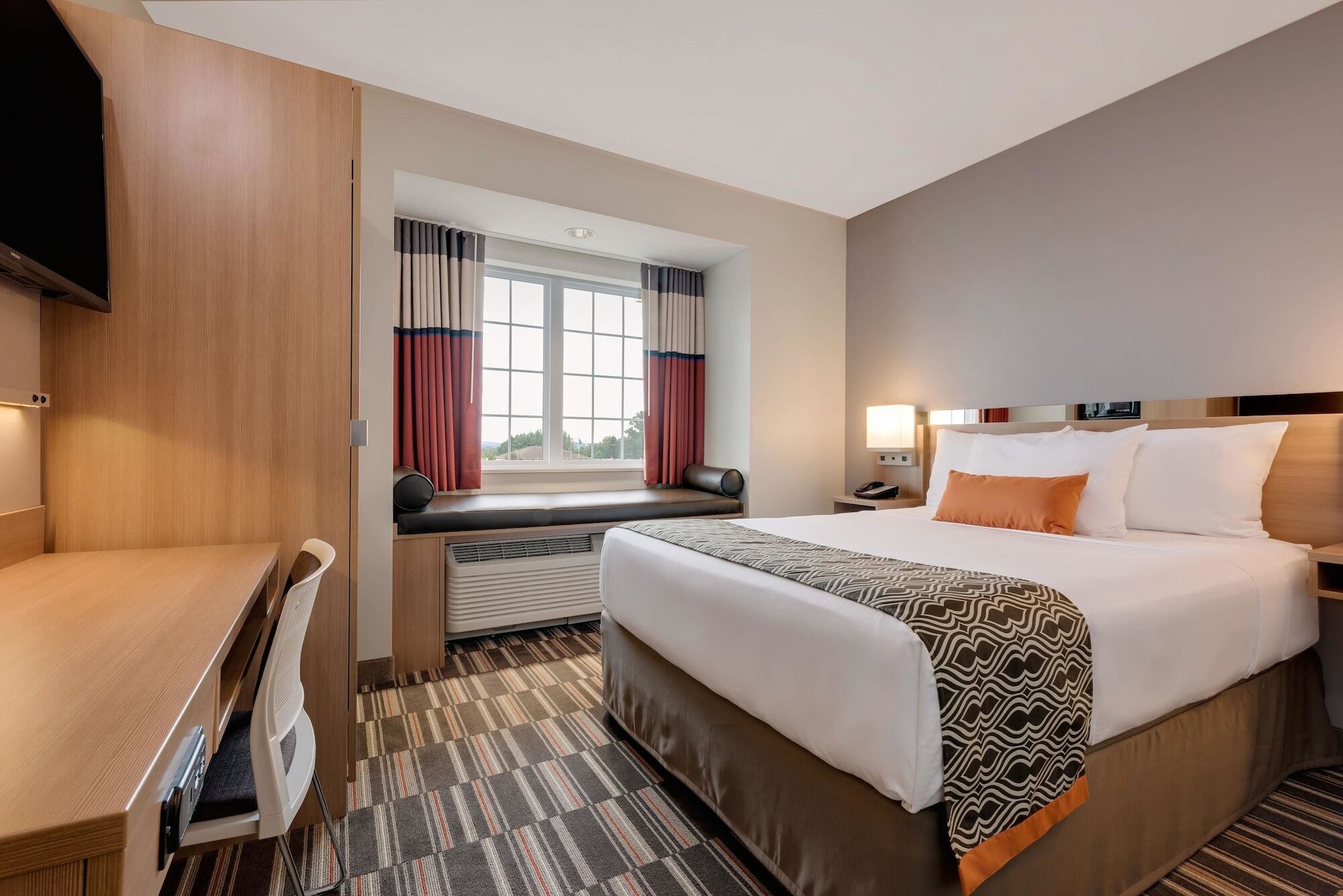 Microtel Inn & Suites By Wyndham Clarion Exteriér fotografie